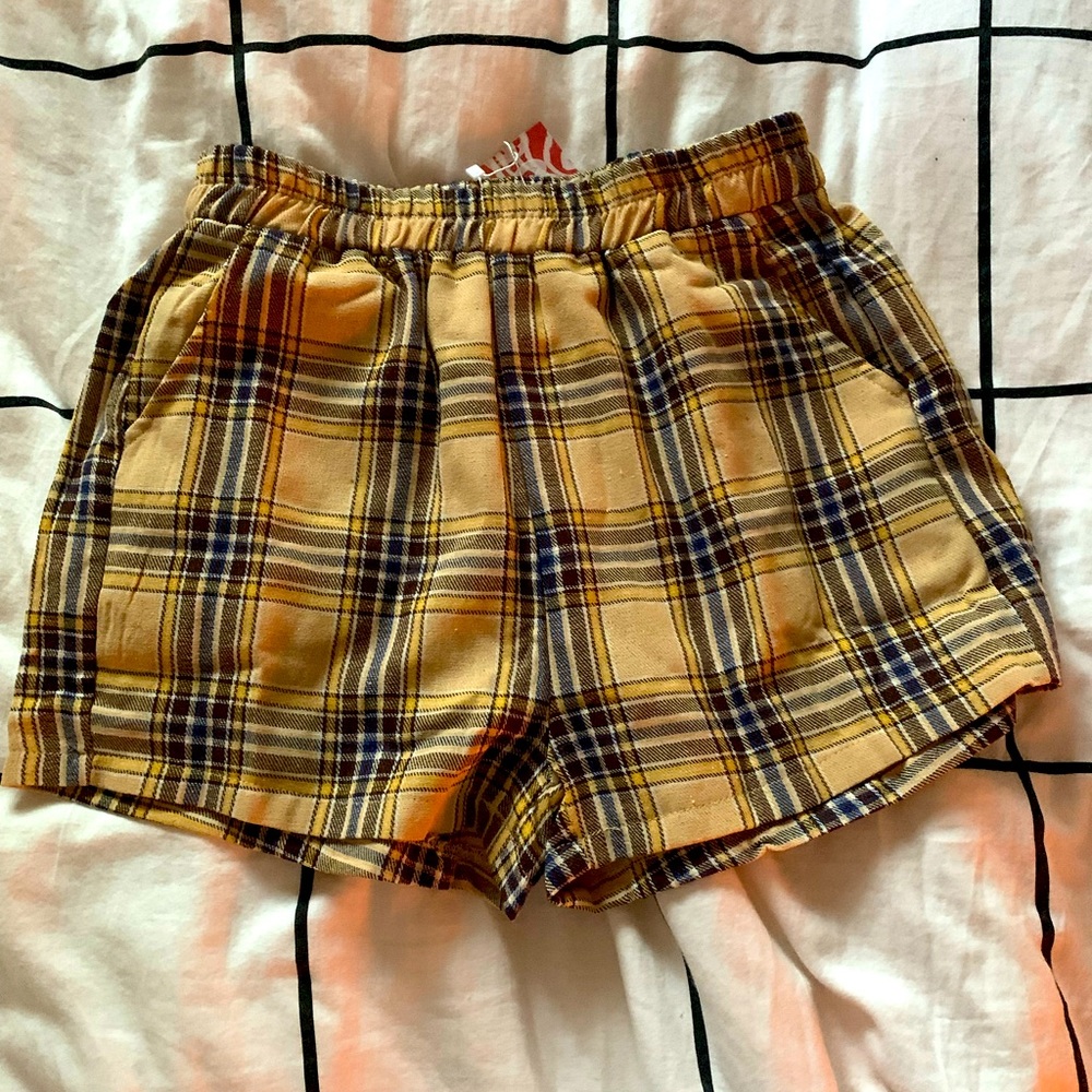Plaid shorts 😎😆
